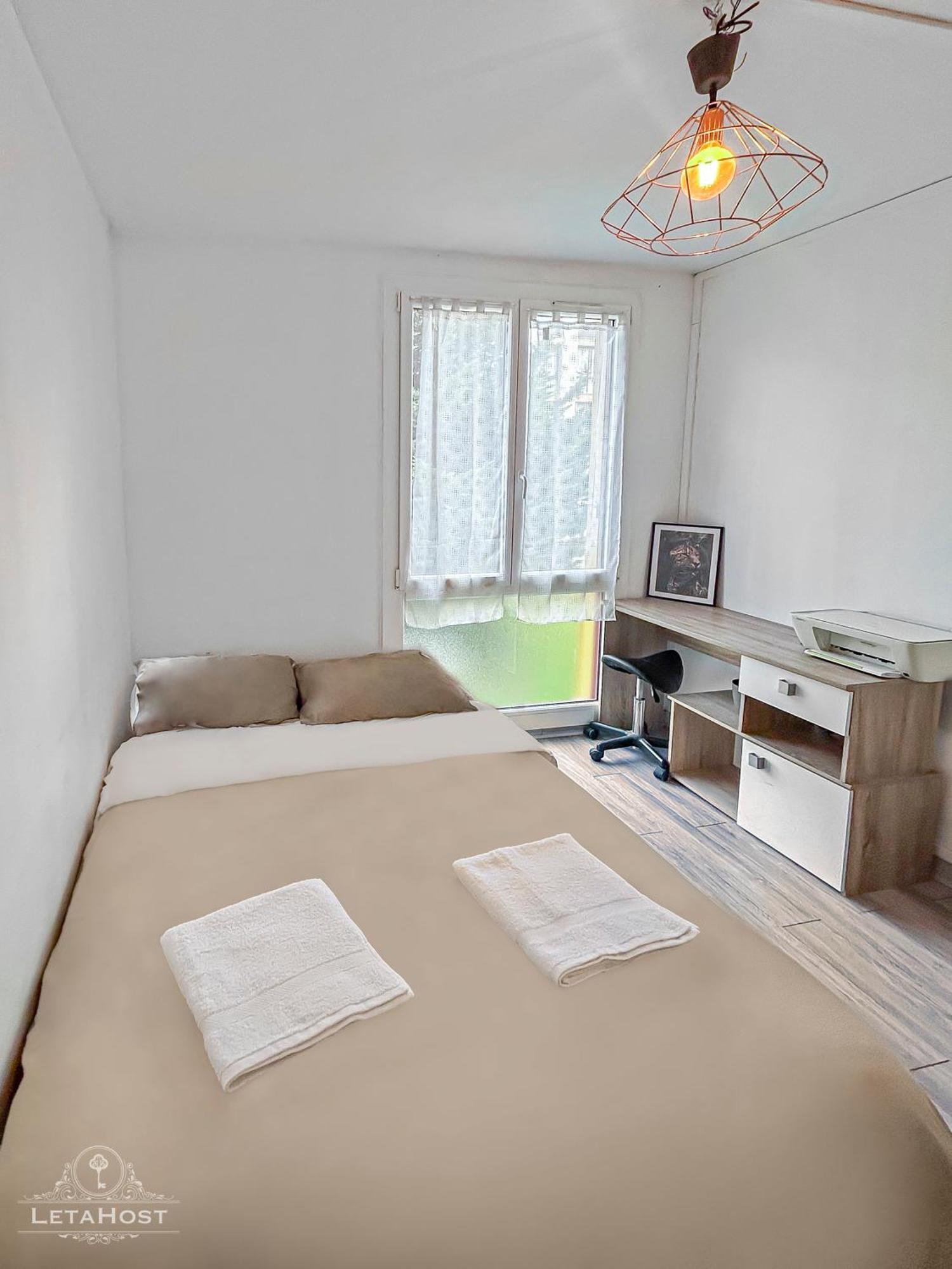 Moderne Avec Wi-fi Et Balcon Apartment