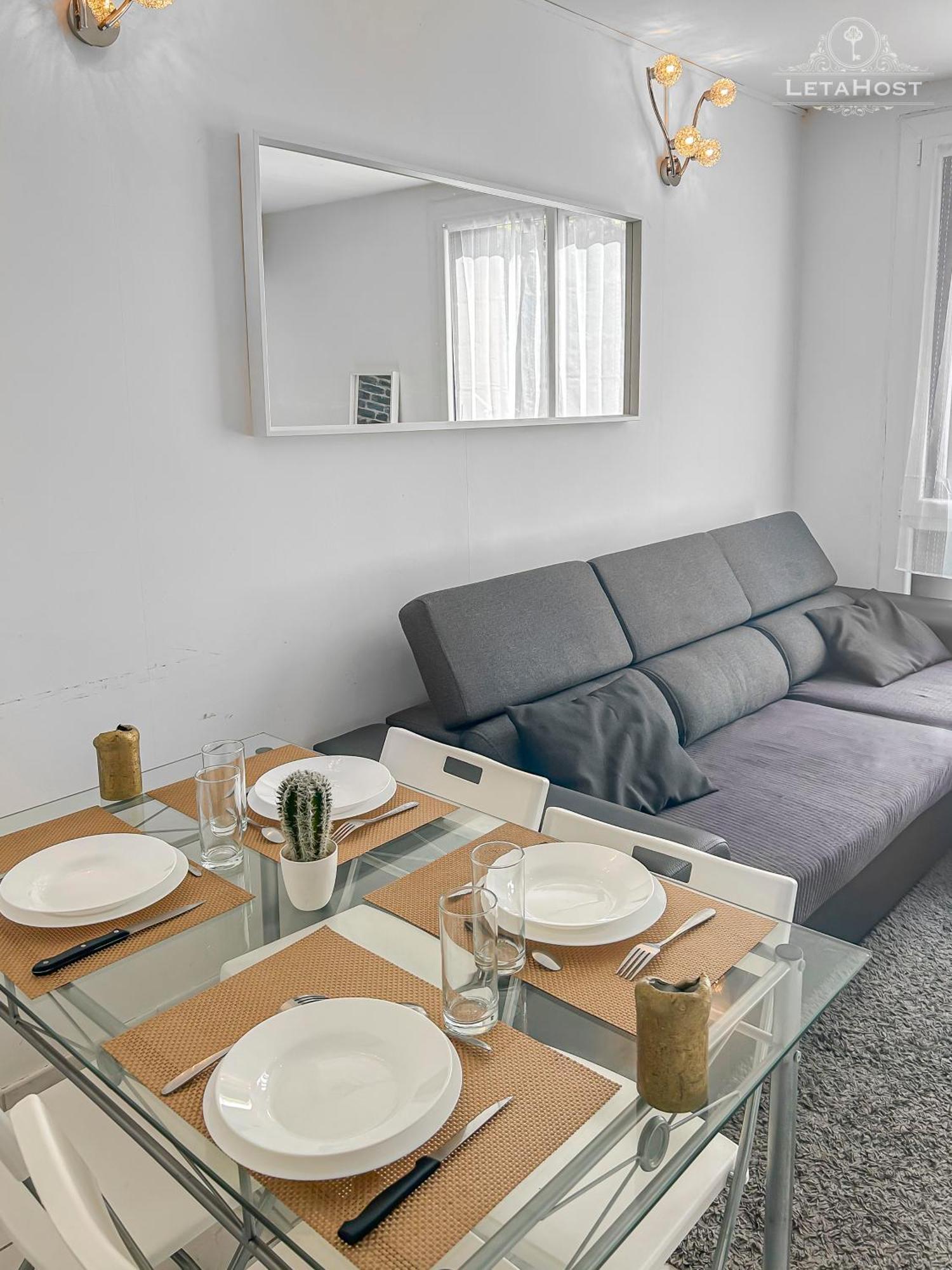 Apartment Moderne Avec Wi-fi Et Balcon